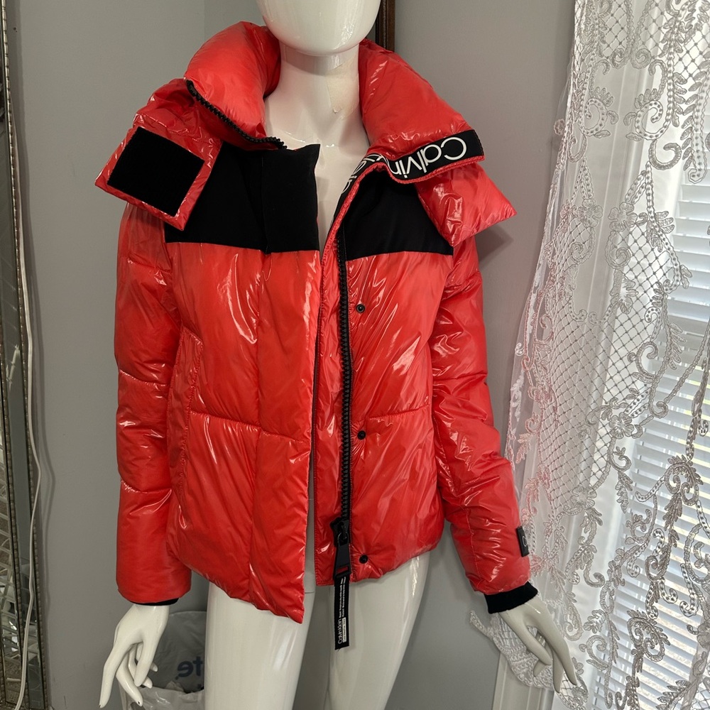 Calvin Klein Women's Glossy Red and Black Puffer Jacket size XS